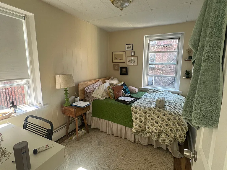 29 Clark St #4 — Photo 12
