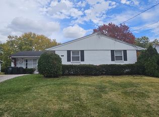 10282 Season Dr, Cincinnati, OH 45251