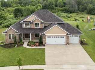 6630 N Headwall Cir, Appleton, WI 54913