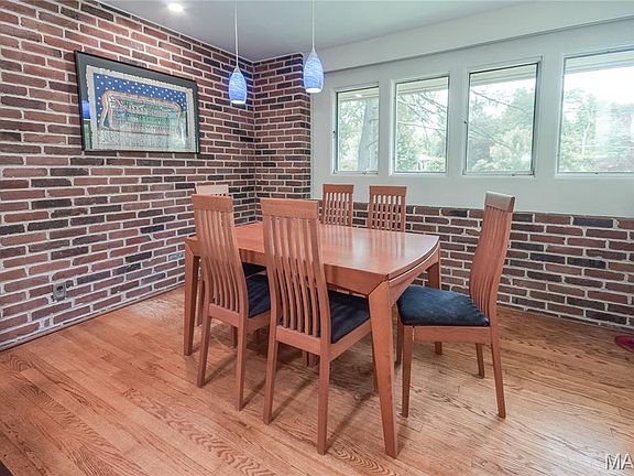 5th image of 14 Tealwood Dr