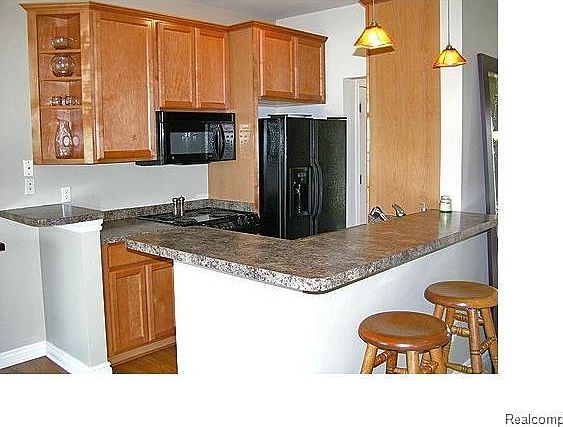 5th image of 45743 Graystone Ln