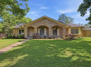 6590 Westgate Dr, Beaumont, TX 77706