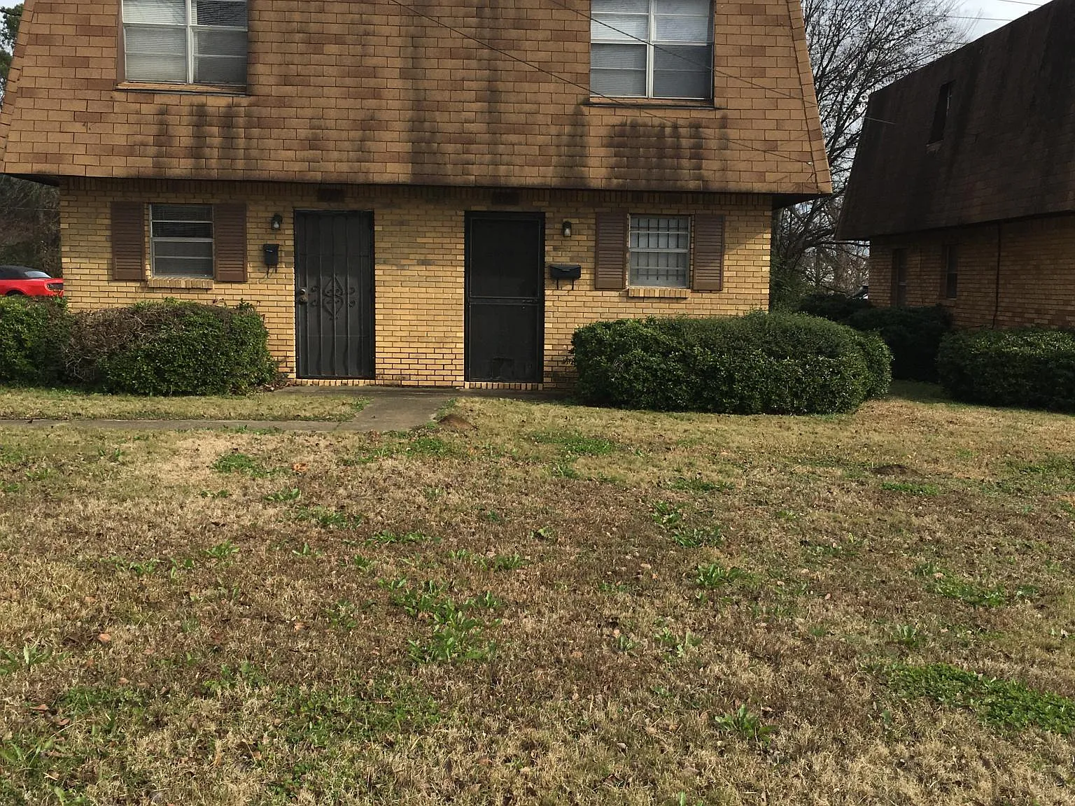 627 Avenue V — Photo 1