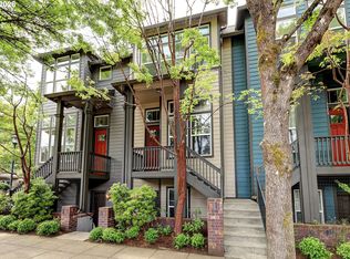 1132 SE Linn St, Portland, OR 97202
