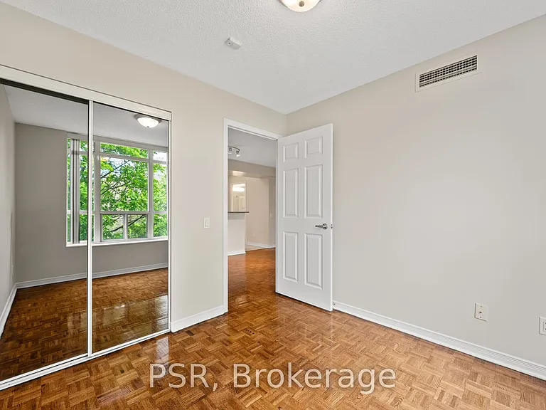 515 Rosewell Ave #312 — Photo 12