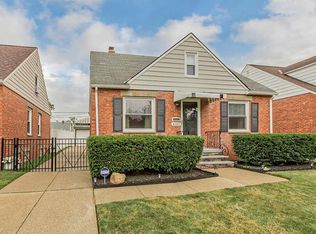 4157 W 57th St, Cleveland, OH 44144