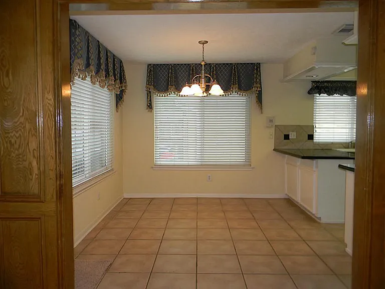 2502 Stephens Grant Dr — Photo 19
