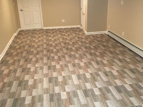 3rd image of 15538 Huron St #1