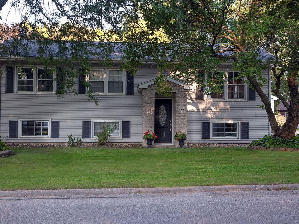 1st image of 217 Lambeth Rd