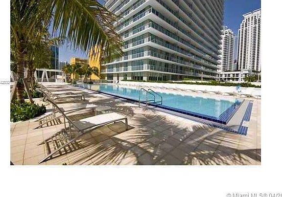 2nd image of 1111 SW 1st Ave APT 2024N