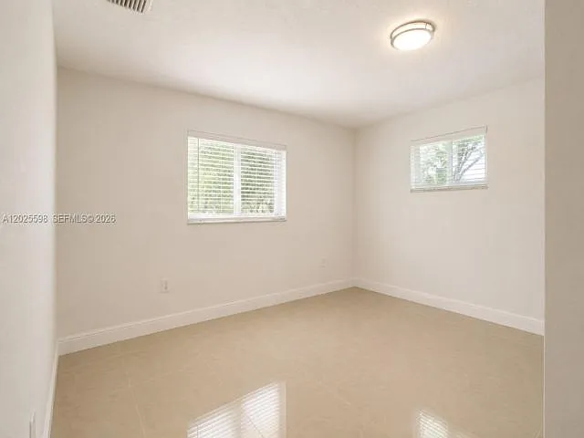 9421 SW 150th St — Photo 9