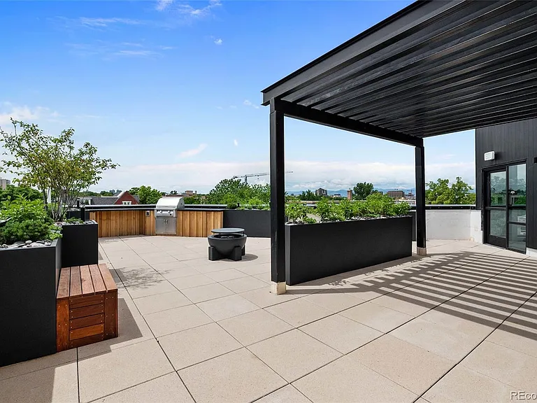 1601 Park Ave #302 — Photo 35