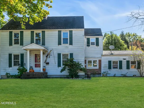 33 Swartzel Drive, Middletown, NJ 07748