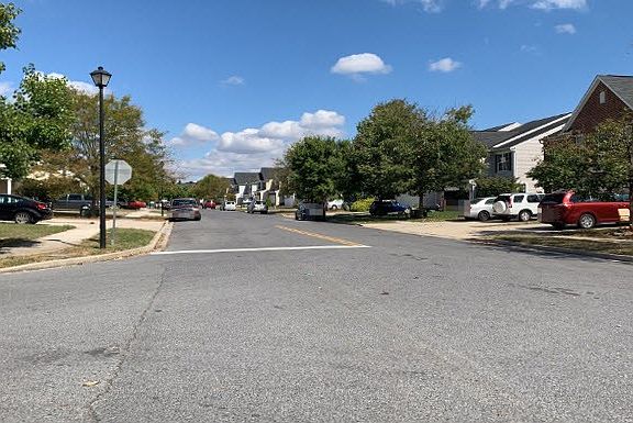 5th image of 198 Brynwood St