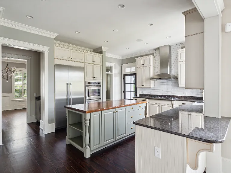221 King George St — Photo 45