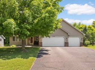 4704 Weston Hills Dr, Eagan, MN 55123