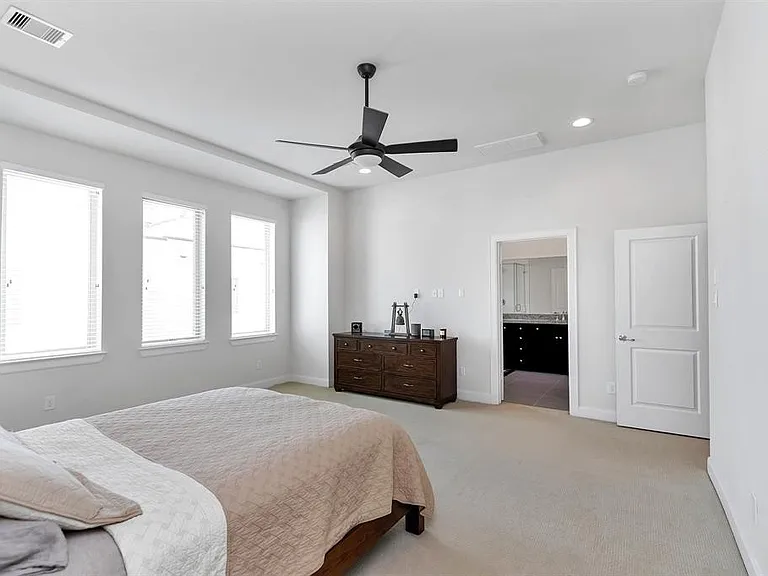1221 Bonner St — Photo 25