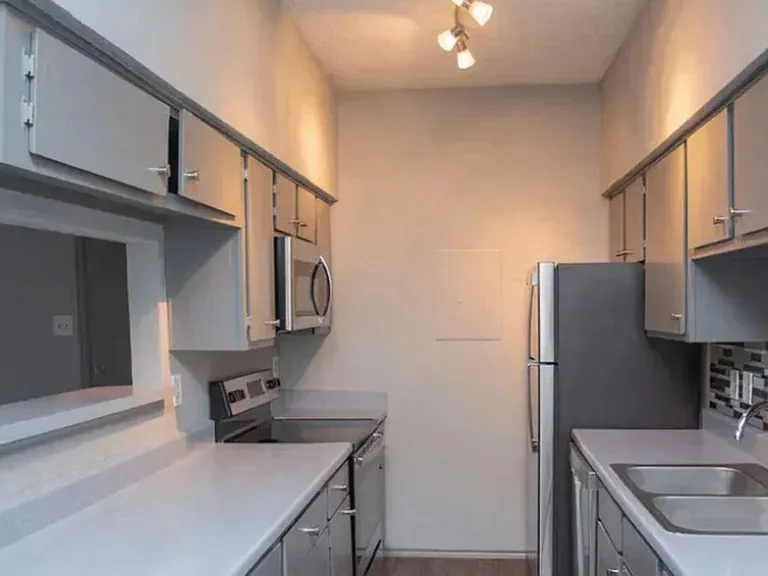 The Griffin Apartments — Photo 1