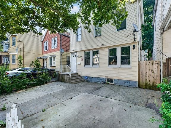 2nd image of 650 S 20Th St