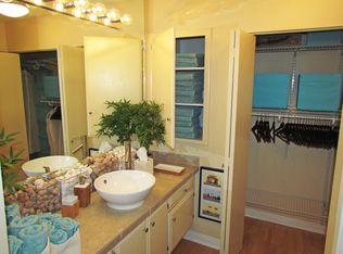 20425 Campaign Dr APT 17C, Carson, CA 90746