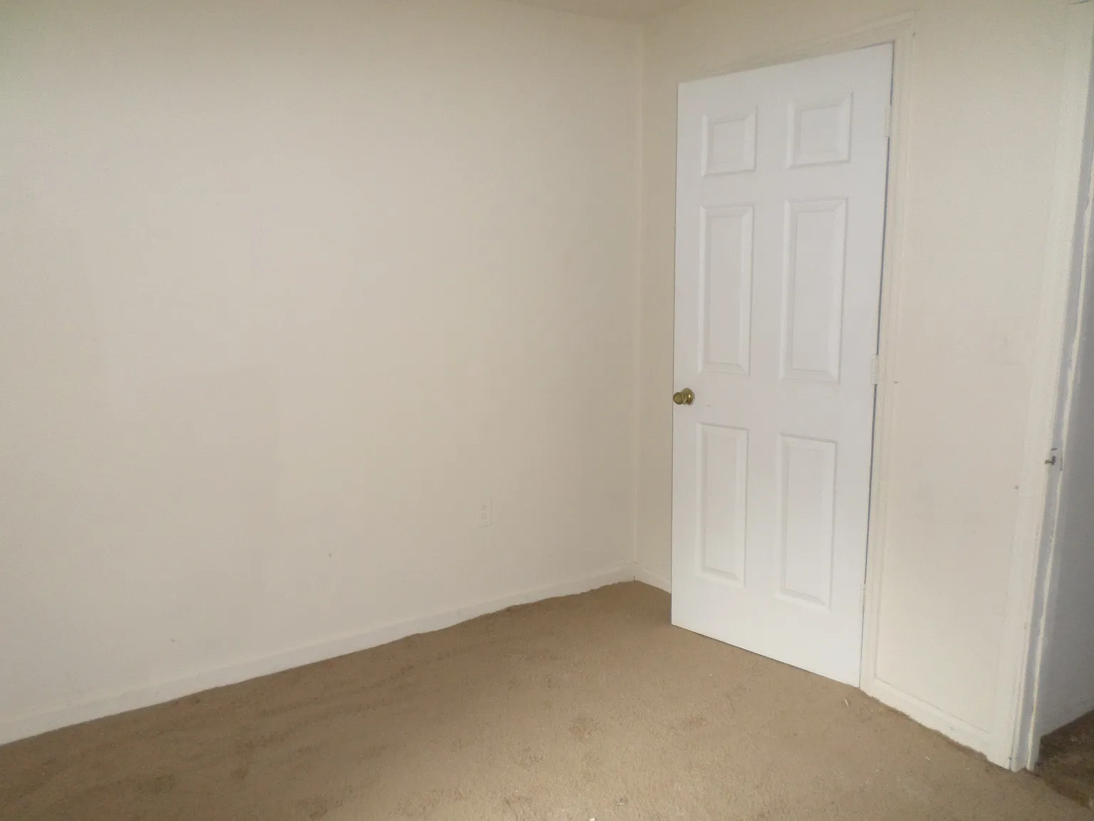 3 bed, 992 sqft, $1,375 — Photo 4