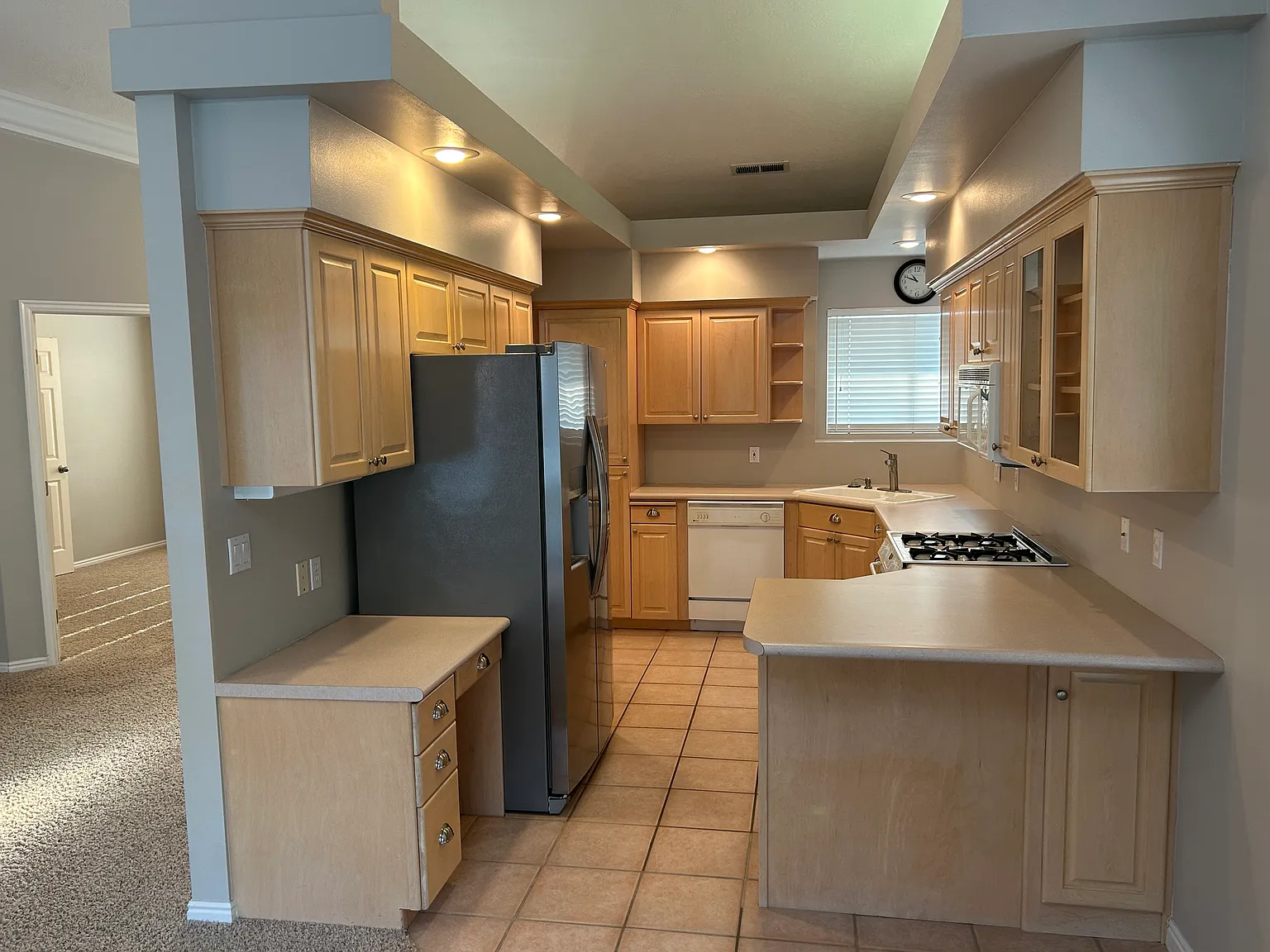 3 bed, 1397 sqft, $2,150 — Photo 4