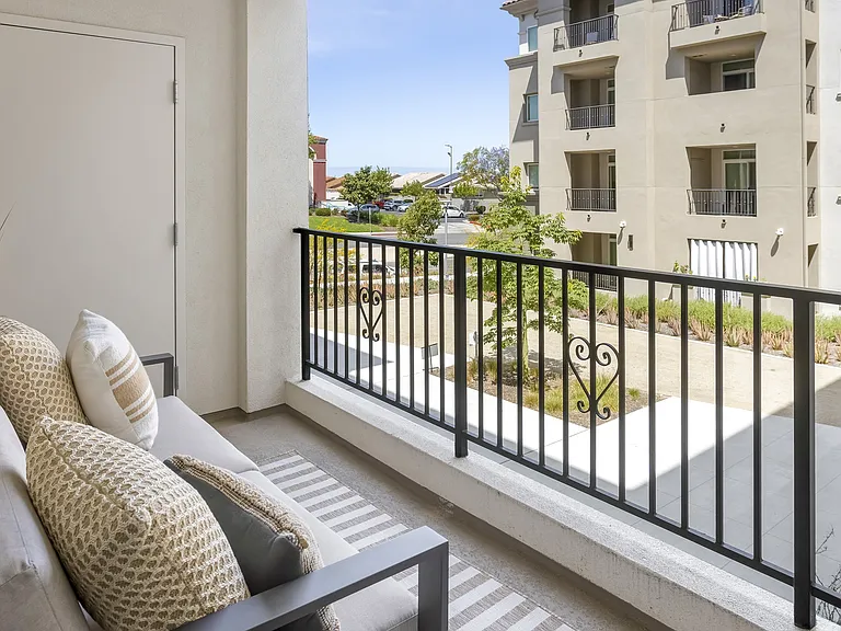 Casa Mira View Apartments — Photo 176