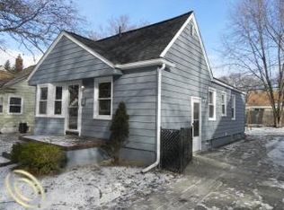 682 Meadowdale St, Ferndale, MI