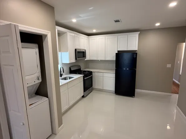 250 Summer Ave Floor 2, Newark, NJ 07104