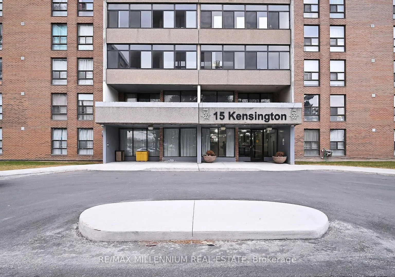 2 bed, $2,400 — Photo 4