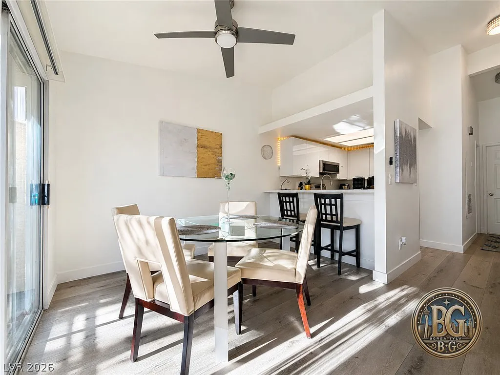 1 bed, 1.0 bath, 1038 sqft, $1,800 — Photo 4