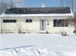 2108 Paul St, Hermitage, PA