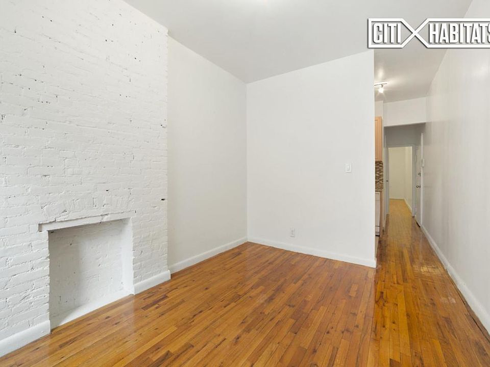 2nd image of 333 W 19th St APT 1W
