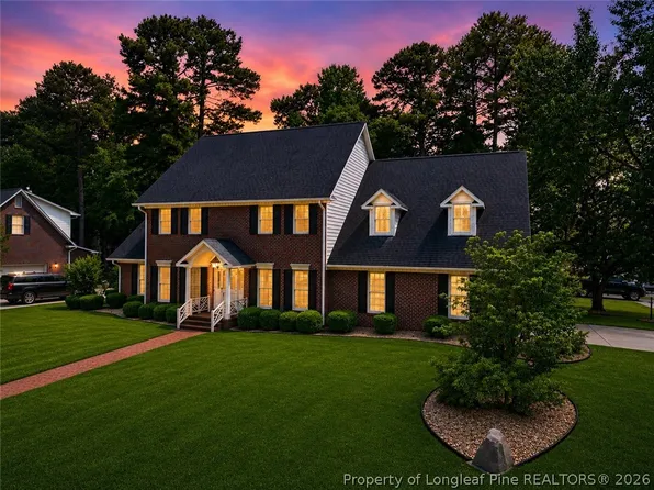 3525 Prestwick Dr, Fayetteville, NC 28303