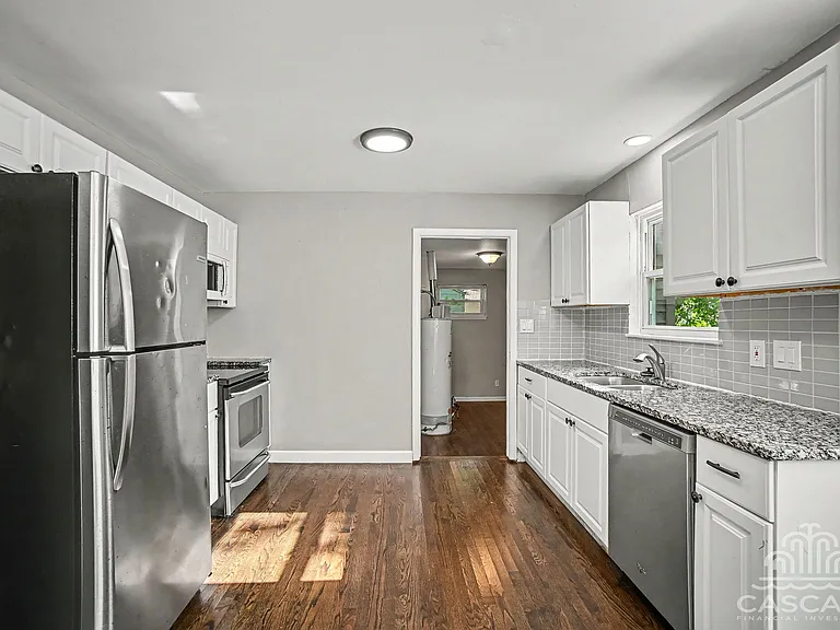 7745 Nall Ave — Photo 8