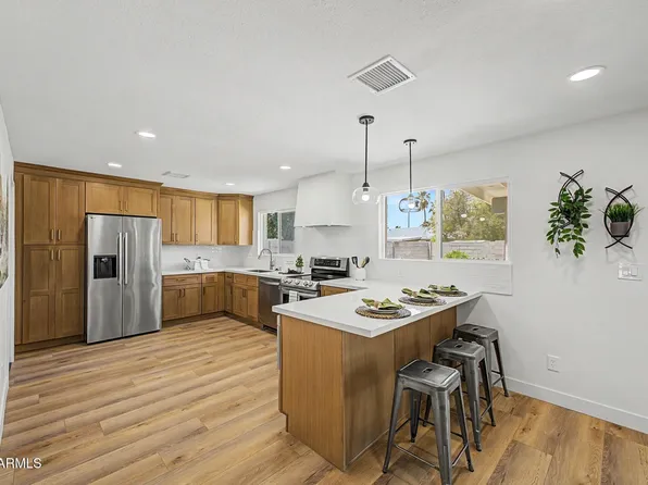 17648 N 35TH Street, Phoenix, AZ 85032