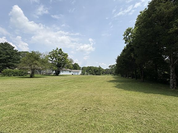 4th image of 3033 Asbury Rd