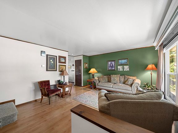 3rd image of 508 Winthrop Ave