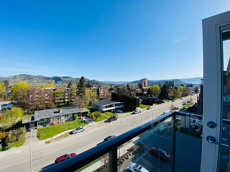 Building Photo - 925 Leon Ave #607