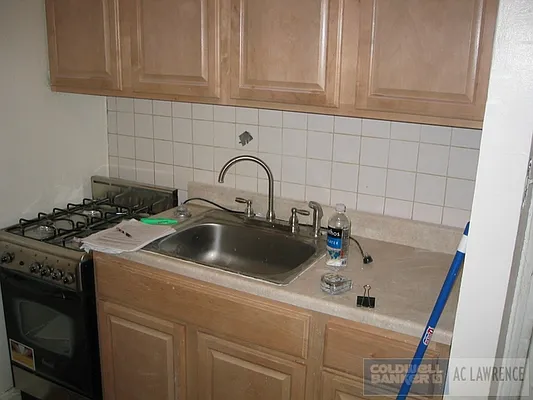 Rented by Aclawrence | media 9