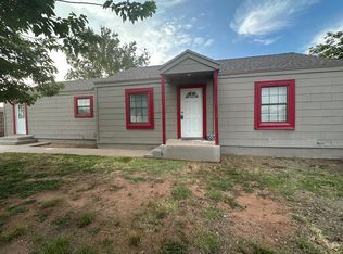 705 E 22nd St, Crane, TX 79731