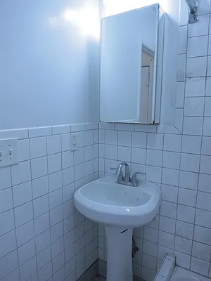 Rented by City & Suburban | media 21