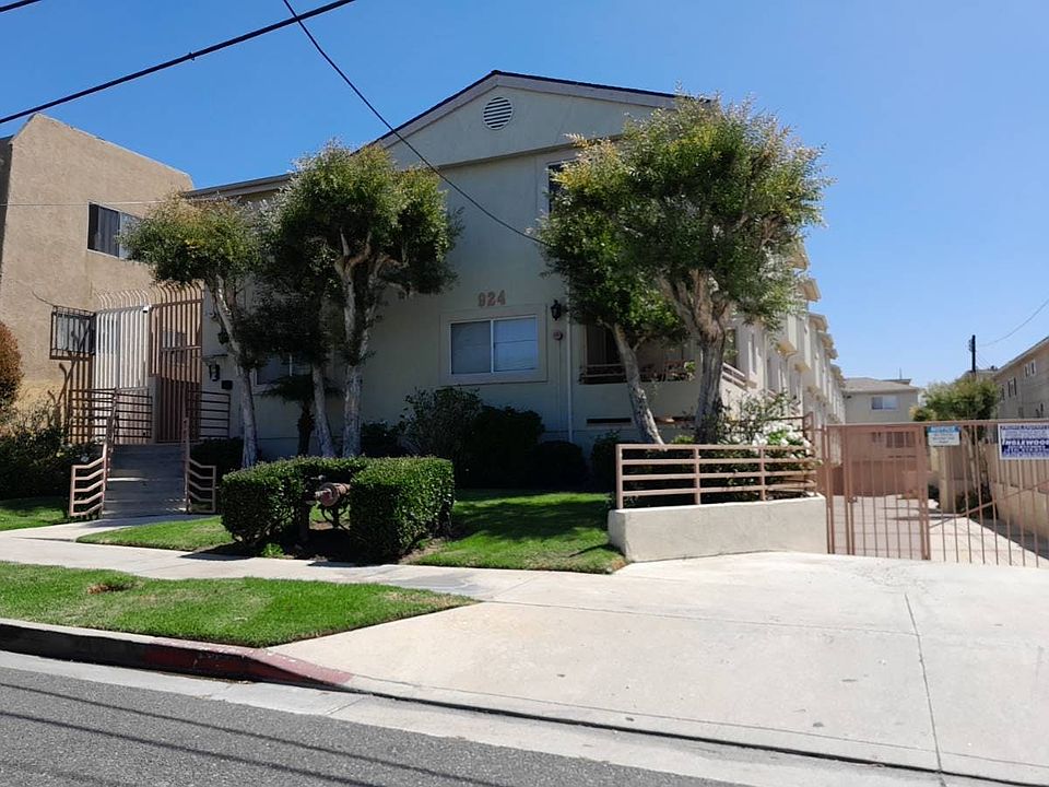 2nd image of 924 Enterprise Ave APT 2