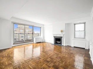 201 East 62nd Street 19D image 1 of 12