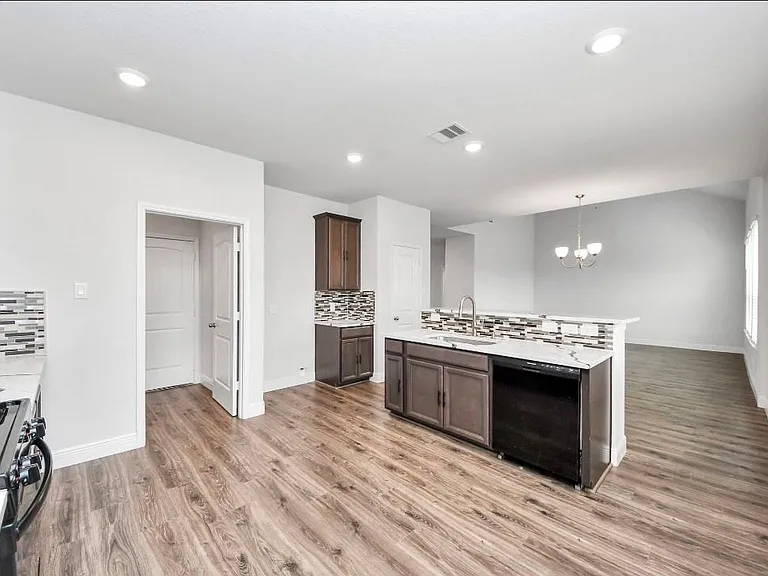 7638 Nevaeh Crest Path — Photo 14