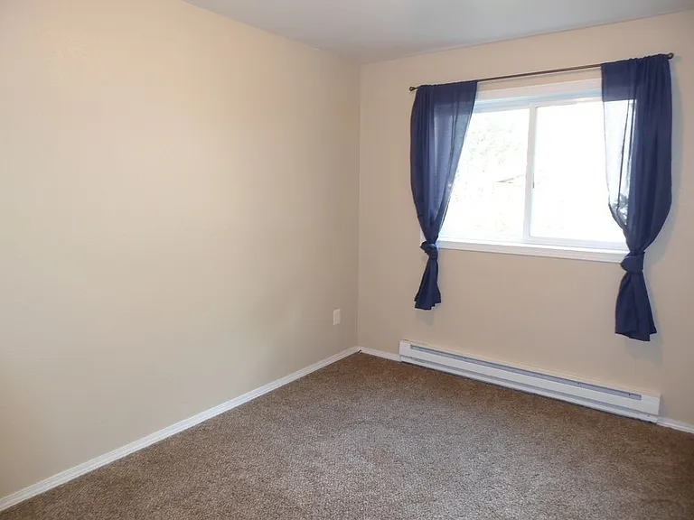 9236 Emily Way — Photo 3