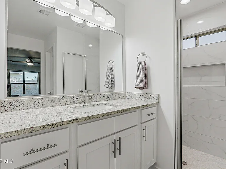 13808 Paseo Sereno Dr — Photo 31