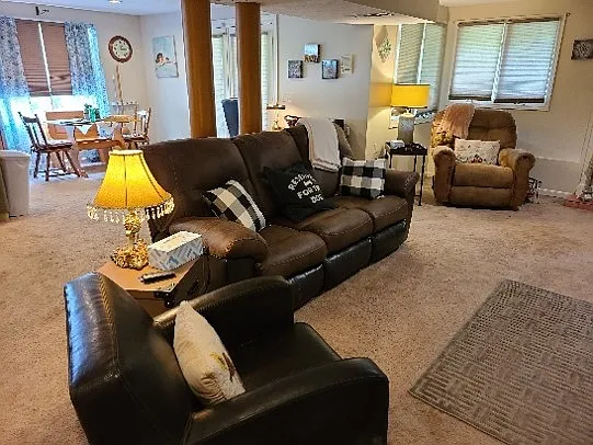 Bridgeview Ct — Photo 6