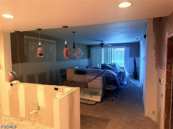 9150 Southmont Cv APT 105, Fort Myers, FL 33908