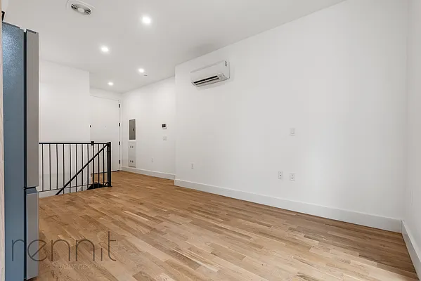 Rented by Rennit Inc. | media 6